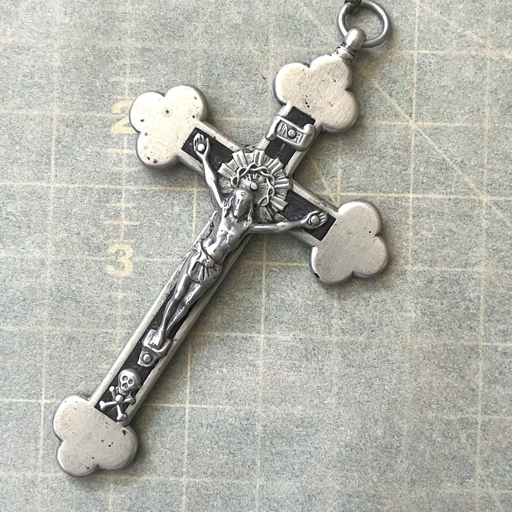 Golgotha Cross Crucifix Skull & Crossbones Ebony Inlay Vintage Lourdes, Pectoral